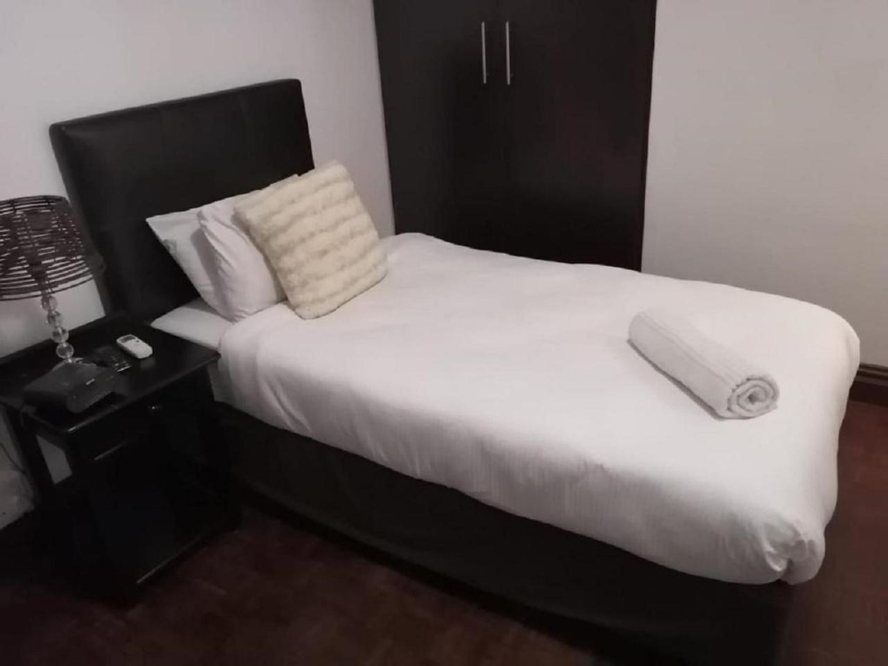 Executive Single Room,1682957343:JPEG