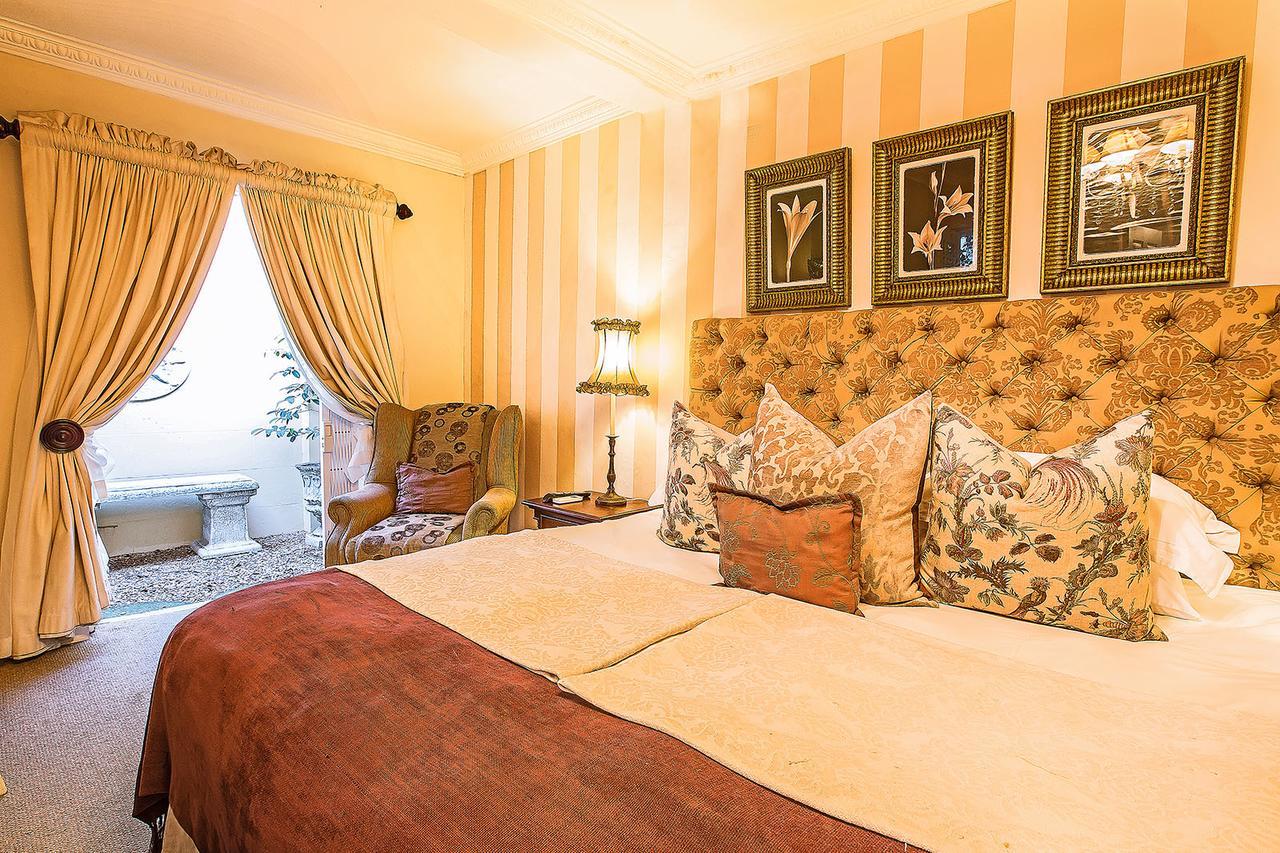 Standard Double or Twin Room,669546174:JPEG