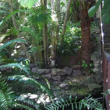 Mythai Guesthouse-3